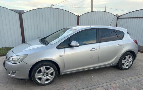 Opel Astra J, 2010 год, 680 000 рублей, 6 фотография