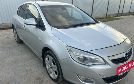 Opel Astra J, 2010 год, 680 000 рублей, 7 фотография