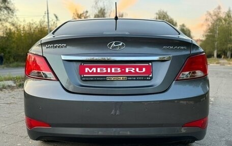 Hyundai Solaris II рестайлинг, 2015 год, 955 000 рублей, 4 фотография