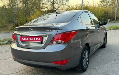 Hyundai Solaris II рестайлинг, 2015 год, 955 000 рублей, 3 фотография