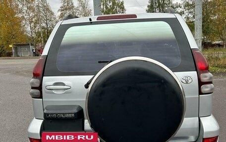 Toyota Land Cruiser Prado 120 рестайлинг, 2002 год, 1 600 000 рублей, 6 фотография