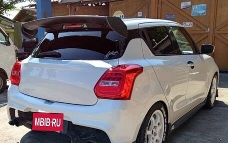 Suzuki Swift V, 2020 год, 1 800 000 рублей, 9 фотография