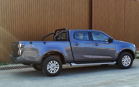 Isuzu D-Max, 2024 год, 3 800 000 рублей, 5 фотография