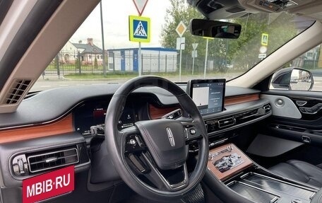 Lincoln Aviator II, 2020 год, 5 600 000 рублей, 10 фотография