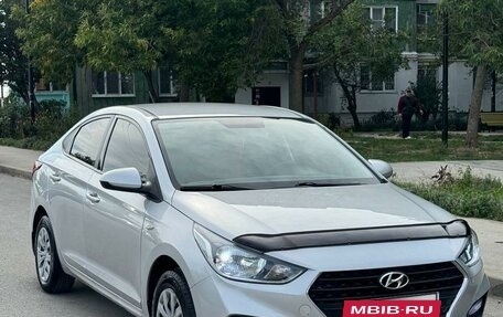 Hyundai Solaris II рестайлинг, 2017 год, 1 220 000 рублей, 2 фотография