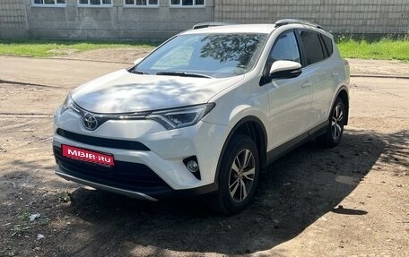 Toyota RAV4, 2017 год, 2 500 000 рублей, 1 фотография