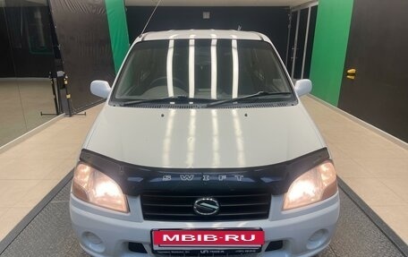 Suzuki Swift II, 2000 год, 400 000 рублей, 2 фотография