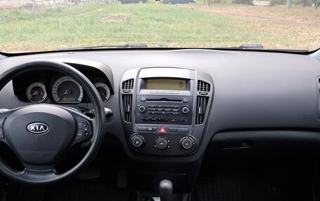 KIA cee'd I рестайлинг, 2009 год, 715 000 рублей, 6 фотография