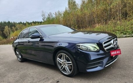 Mercedes-Benz E-Класс, 2019 год, 3 850 000 рублей, 5 фотография