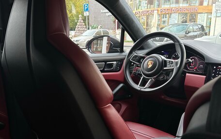 Porsche Cayenne III, 2021 год, 14 500 000 рублей, 9 фотография