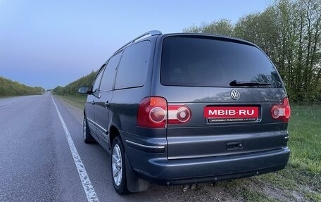 Volkswagen Sharan I рестайлинг, 2005 год, 875 000 рублей, 20 фотография