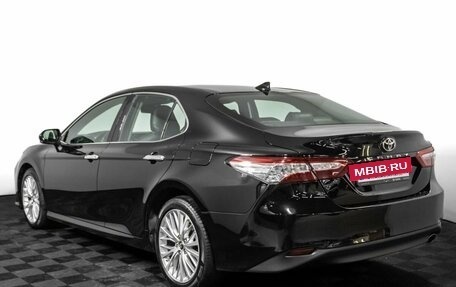 Toyota Camry, 2019 год, 2 950 000 рублей, 7 фотография