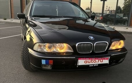 BMW 5 серия, 2000 год, 450 000 рублей, 1 фотография