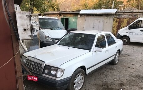 Mercedes-Benz 190 (W201), 1986 год, 180 000 рублей, 1 фотография