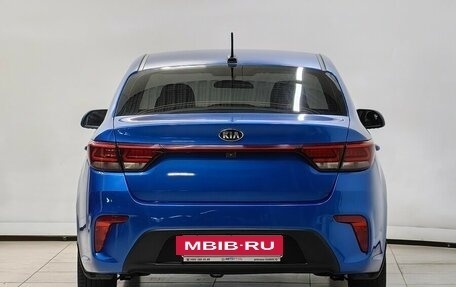 KIA Rio IV, 2018 год, 1 356 000 рублей, 4 фотография