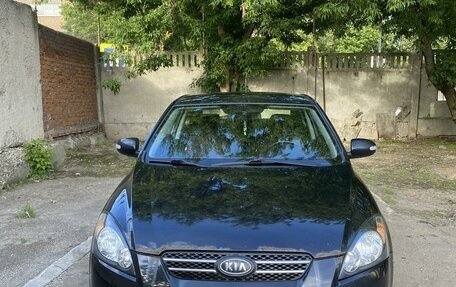 KIA cee'd I рестайлинг, 2010 год, 670 000 рублей, 2 фотография