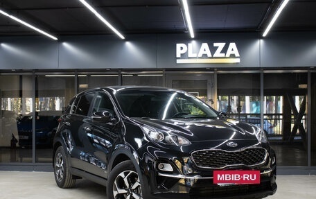 KIA Sportage IV рестайлинг, 2018 год, 2 299 000 рублей, 2 фотография