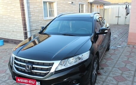 Honda Crosstour I рестайлинг, 2014 год, 2 100 000 рублей, 12 фотография