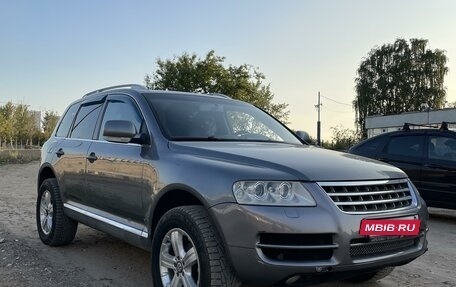 Volkswagen Touareg III, 2005 год, 710 000 рублей, 3 фотография