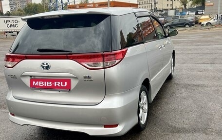 Toyota Estima III рестайлинг -2, 2012 год, 2 350 000 рублей, 4 фотография