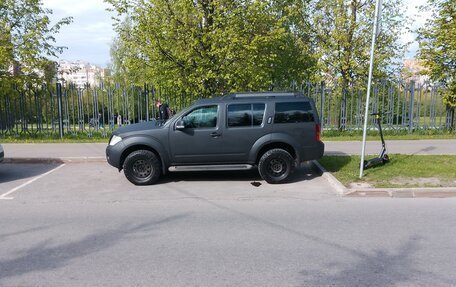 Nissan Pathfinder, 2011 год, 1 300 000 рублей, 22 фотография