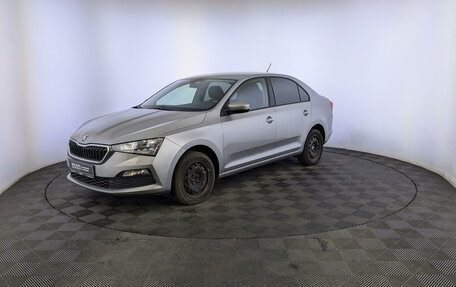 Skoda Rapid II, 2020 год, 1 680 000 рублей, 1 фотография