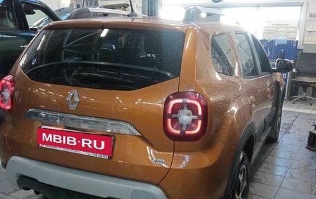 Renault Duster, 2022 год, 2 180 000 рублей, 3 фотография