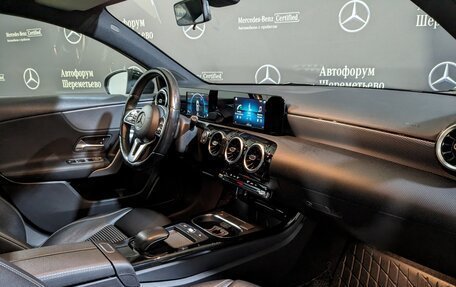 Mercedes-Benz A-Класс, 2018 год, 2 590 000 рублей, 16 фотография