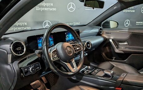 Mercedes-Benz A-Класс, 2018 год, 2 590 000 рублей, 25 фотография