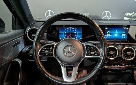 Mercedes-Benz A-Класс, 2018 год, 2 590 000 рублей, 24 фотография