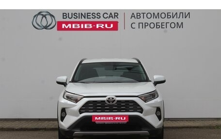 Toyota RAV4, 2019 год, 3 300 000 рублей, 2 фотография