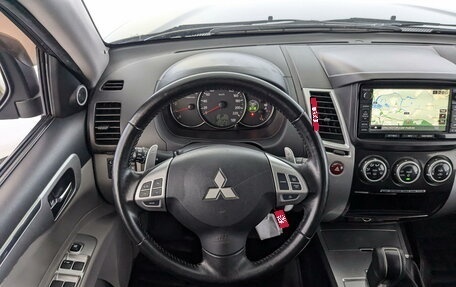 Mitsubishi Pajero Sport II рестайлинг, 2013 год, 2 250 000 рублей, 27 фотография