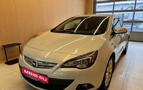 Opel Astra J, 2011 год, 1 100 000 рублей, 4 фотография