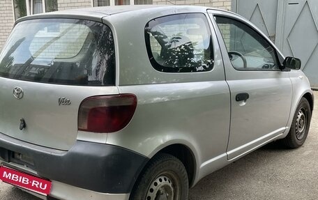 Toyota Vitz, 2000 год, 290 000 рублей, 2 фотография