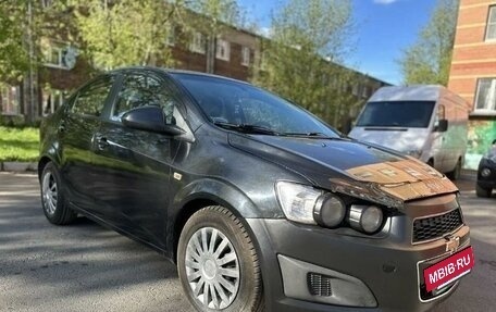 Chevrolet Aveo III, 2013 год, 550 000 рублей, 3 фотография