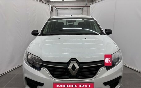 Renault Logan II, 2018 год, 650 000 рублей, 2 фотография