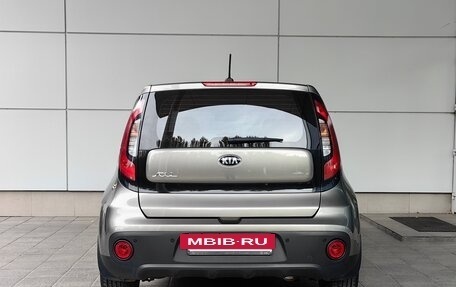 KIA Soul II рестайлинг, 2018 год, 1 850 000 рублей, 12 фотография