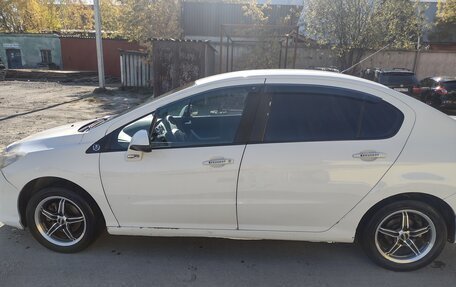 Peugeot 408 I рестайлинг, 2013 год, 600 000 рублей, 3 фотография