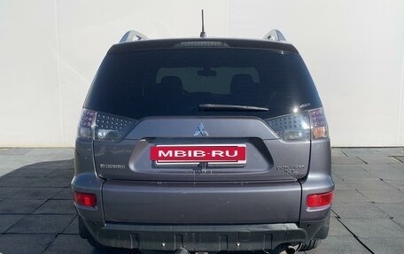 Mitsubishi Outlander III рестайлинг 3, 2010 год, 1 275 000 рублей, 7 фотография