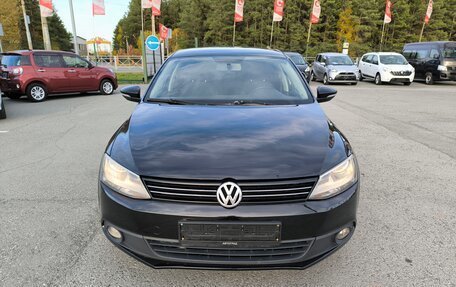 Volkswagen Jetta VI, 2011 год, 874 995 рублей, 2 фотография