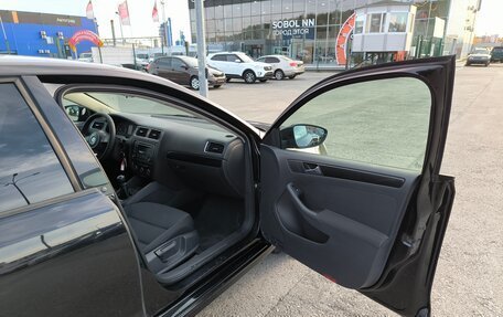 Volkswagen Jetta VI, 2011 год, 874 995 рублей, 16 фотография