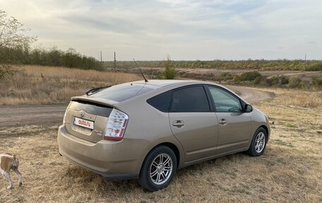 Toyota Prius, 2006 год, 960 000 рублей, 4 фотография