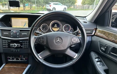 Mercedes-Benz E-Класс, 2011 год, 1 720 000 рублей, 23 фотография