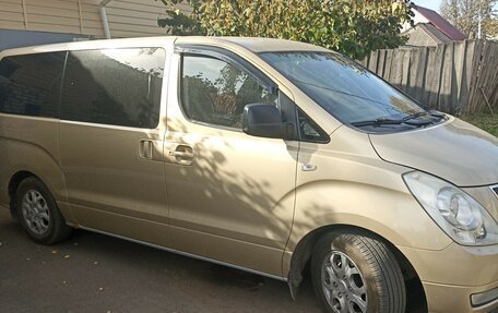 Hyundai H-1 II рестайлинг, 2008 год, 1 300 000 рублей, 11 фотография