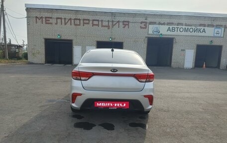 KIA Rio IV, 2017 год, 1 450 000 рублей, 2 фотография