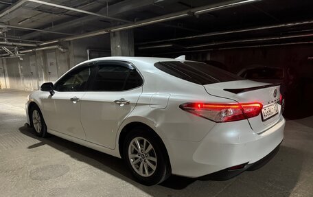 Toyota Camry, 2018 год, 2 650 000 рублей, 11 фотография