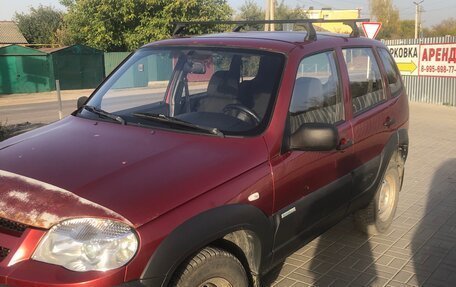 Chevrolet Niva I рестайлинг, 2011 год, 370 000 рублей, 2 фотография