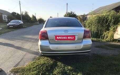 Toyota Avensis III рестайлинг, 2003 год, 670 000 рублей, 7 фотография