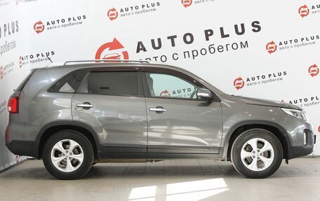 KIA Sorento II рестайлинг, 2013 год, 1 999 000 рублей, 8 фотография