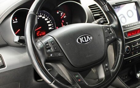 KIA Sorento II рестайлинг, 2013 год, 1 999 000 рублей, 16 фотография